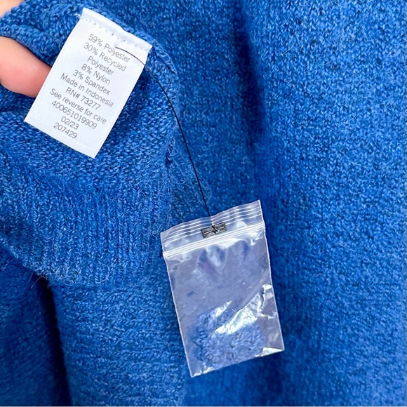 Sonoma Women's Blue Crew Neck Sweater - Size: Petite Large - Picture 3 of 6